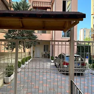 S&f Centre , Tiran Arnavutluk